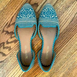 Restricted Green and Hemp Patterned Flats Size 9